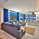 Villa Seaview 3 Bedroom - 7452 *