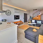 Villa Seaview 3 Bedroom - 7452