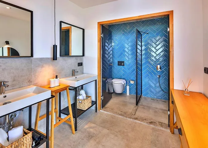 Seaview 3 Bedroom - 7452 Villa Kalkan