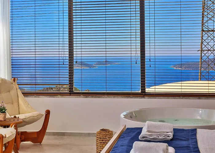 Seaview 3 Bedroom - 7452 Villa *