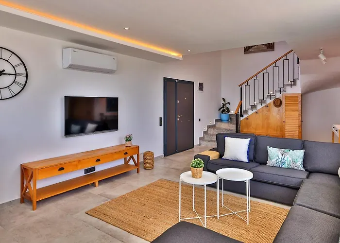 Seaview 3 Bedroom - 7452 Villa *